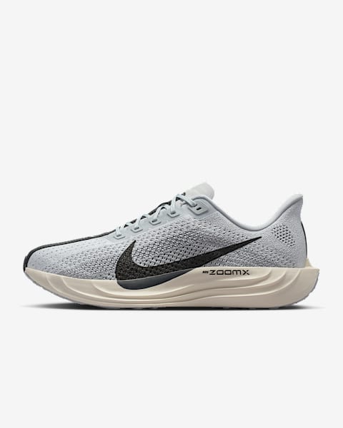 Nike Pegasus Plus Men's Road Running Shoes. Nike IL